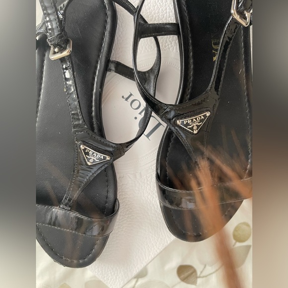 Authentic Prada black patent Sandal flats size 38 - Picture 5 of 7